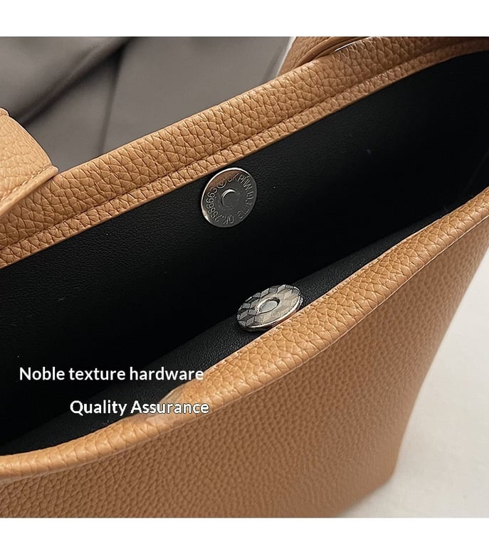 Large-Capacity Pebbled Leather Tote Bucket Bag for Women | Spring thumbnail 9