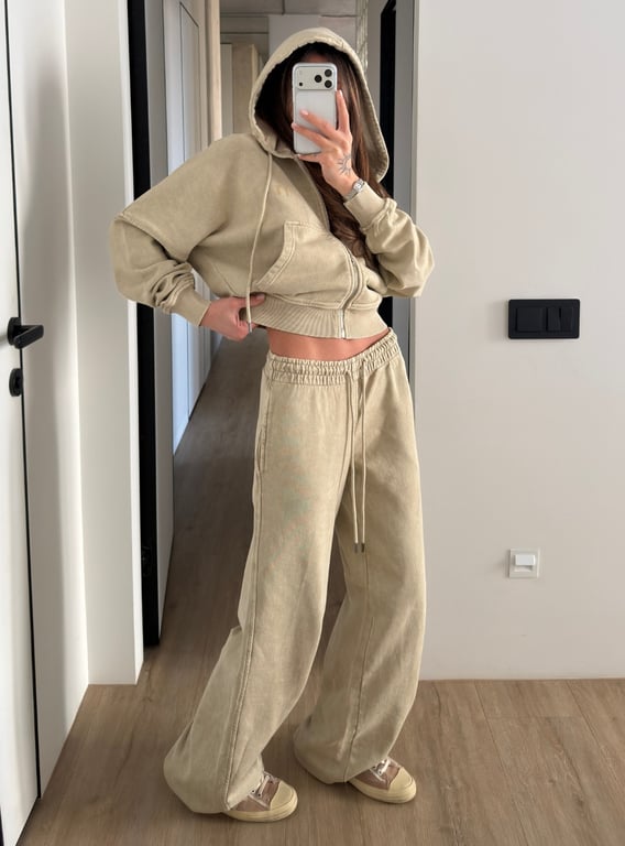 Women's Washed Hoodie Two-Piece Set | Cropped Hoodie & Wide-Leg Pants thumbnail 7