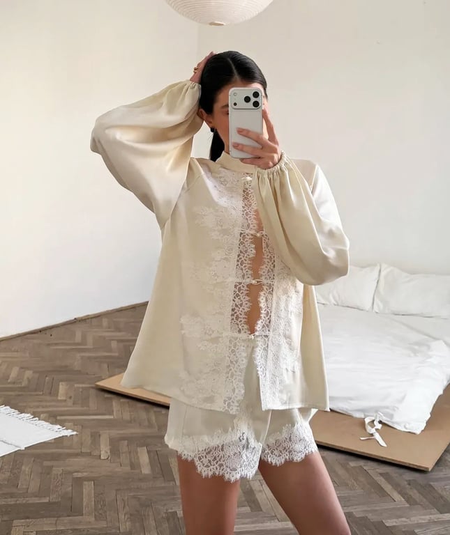 Off-White Ice-Silk Satin Lace-Trimmed Tie-Front Womens Pajama Set thumbnail 5