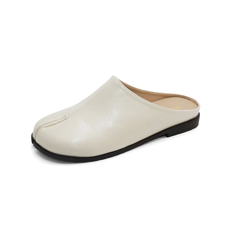 Slideon Pigfoot Split Toe Slippers for Women | Lazy Closed-Toe Design thumbnail 1