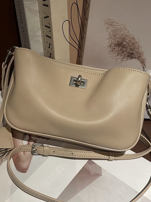 Top-Grain Vegetable-Tanned Leather Kelly Bag | Genuine Cowhide thumbnail 9