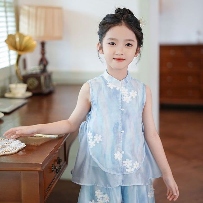 Girls' Blue Floral Two-Piece Vest Top Set | Chinese-Inspired thumbnail 9